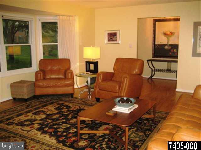 3665 Cimmeron Road York, PA 17402 - Photo 2 of 35 Gallery Image 2