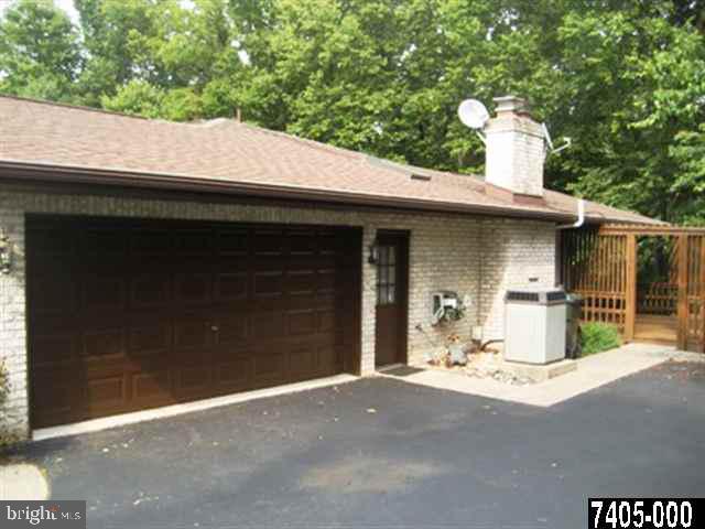3665 Cimmeron Road York, PA 17402 - Photo 32 of 35 Gallery Image 32