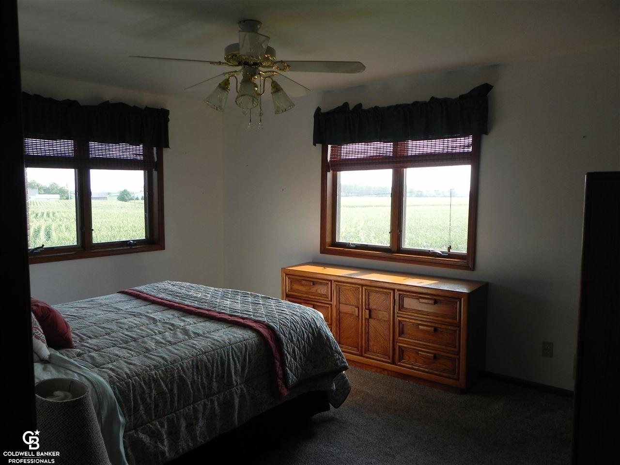 6138 South 8 Mile Road Freeland, MI 48623 - Photo 20 of 43 50049804-20.JPG
