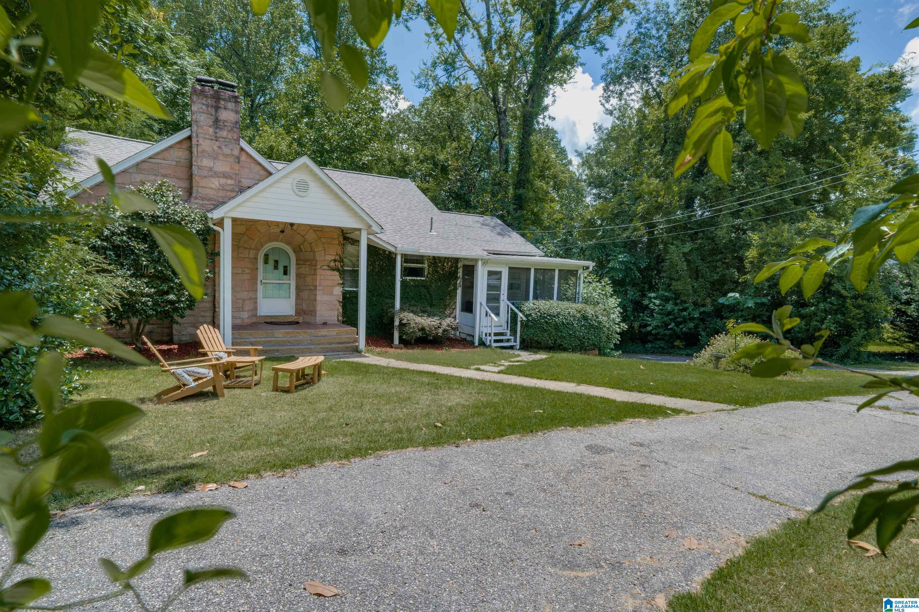 1717 Shades Crest Road Birmingham, AL 35216 - Photo 3 of 33