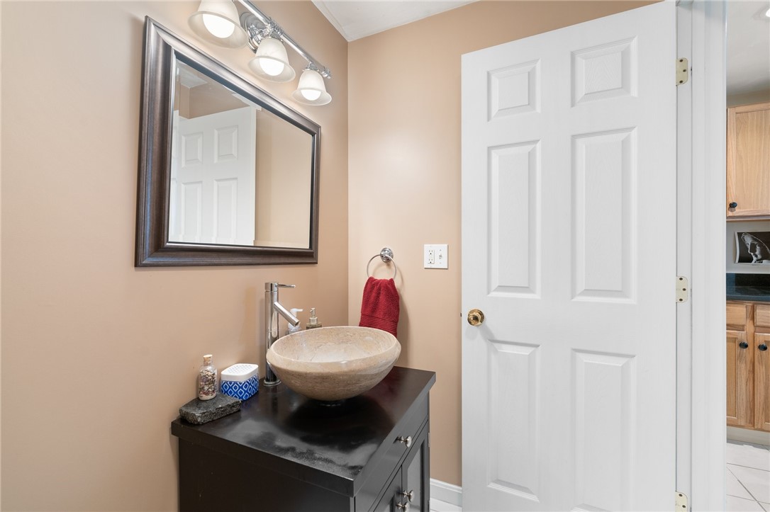572 Smithfield Road, Unit 7 North Providence, RI 02904 - Photo 18 of 31