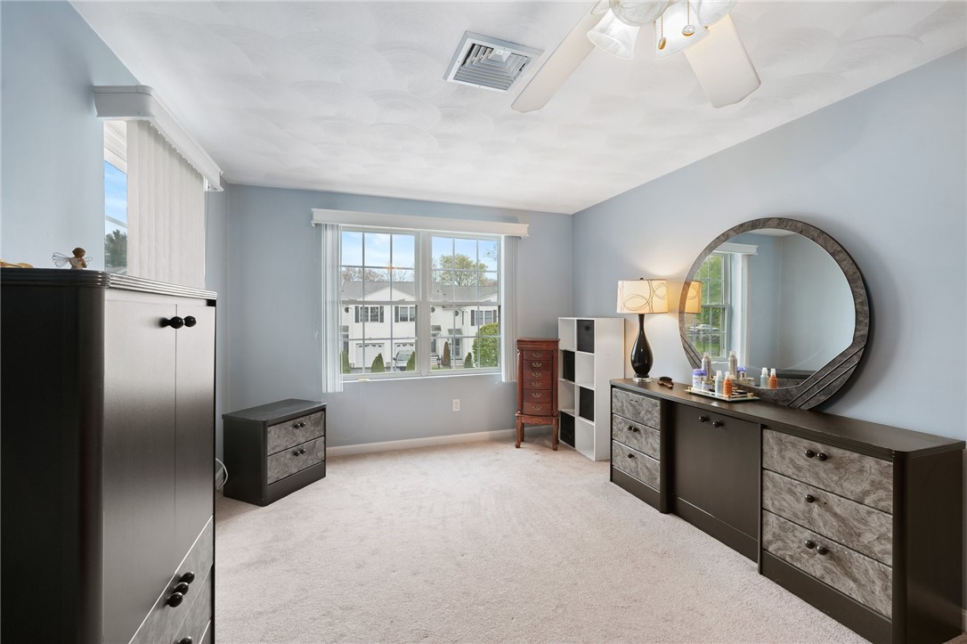 572 Smithfield Road, Unit 7 North Providence, RI 02904 - Photo 24 of 31