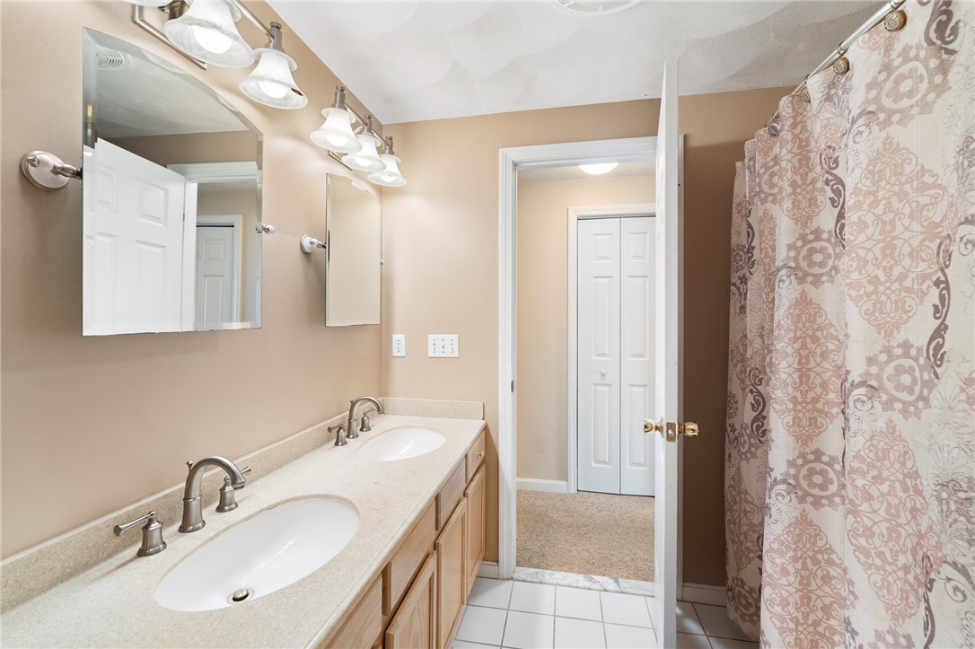 572 Smithfield Road, Unit 7 North Providence, RI 02904 - Photo 25 of 31