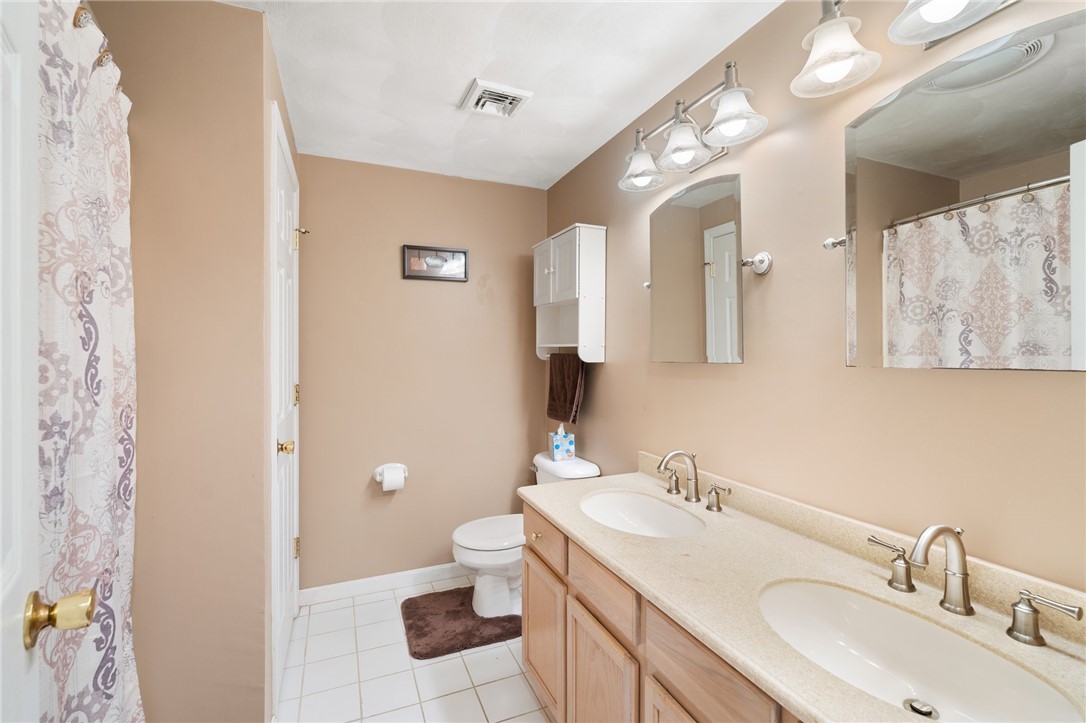 572 Smithfield Road, Unit 7 North Providence, RI 02904 - Photo 26 of 31