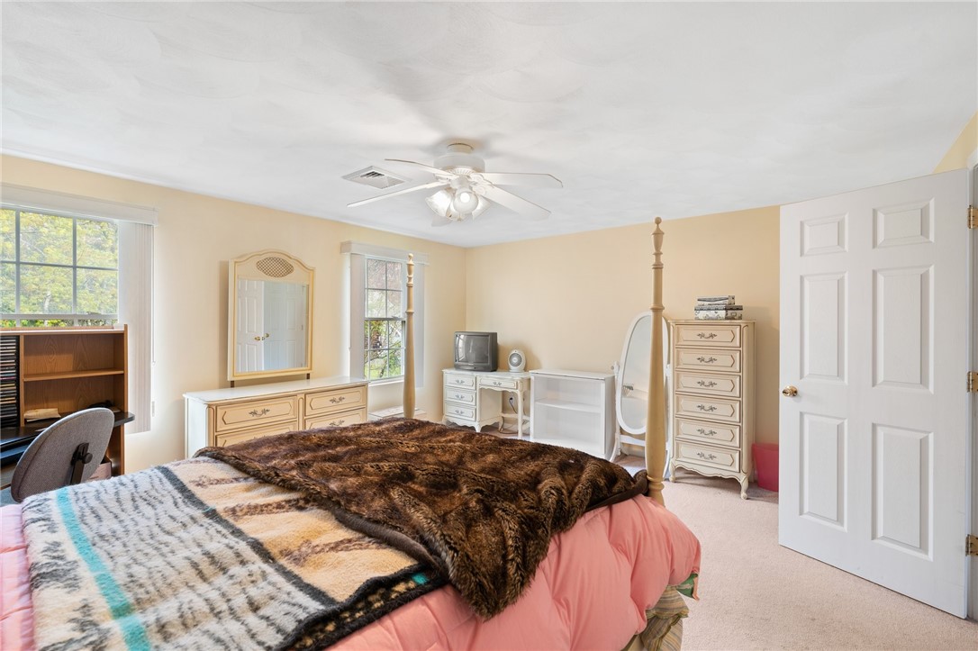 572 Smithfield Road, Unit 7 North Providence, RI 02904 - Photo 27 of 31