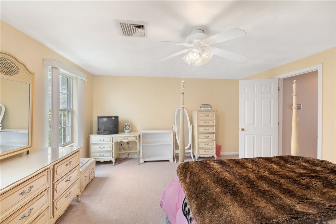 572 Smithfield Road, Unit 7 North Providence, RI 02904 - Photo 28 of 31