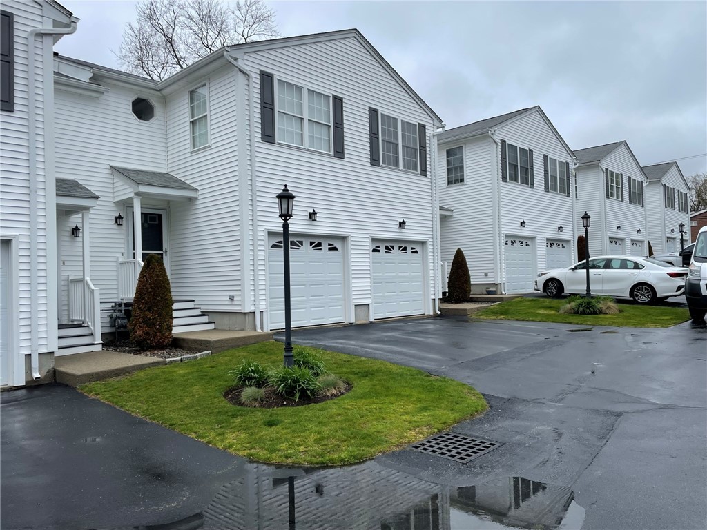 572 Smithfield Road, Unit 7 North Providence, RI 02904 - Photo 31 of 31