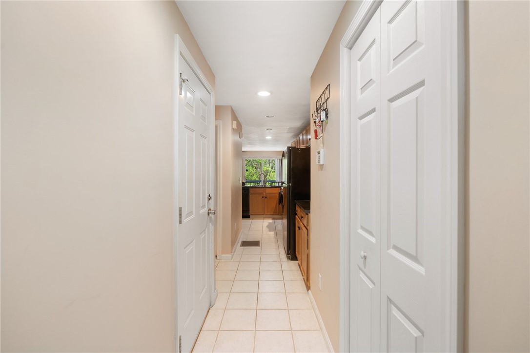 572 Smithfield Road, Unit 7 North Providence, RI 02904 - Photo 6 of 31