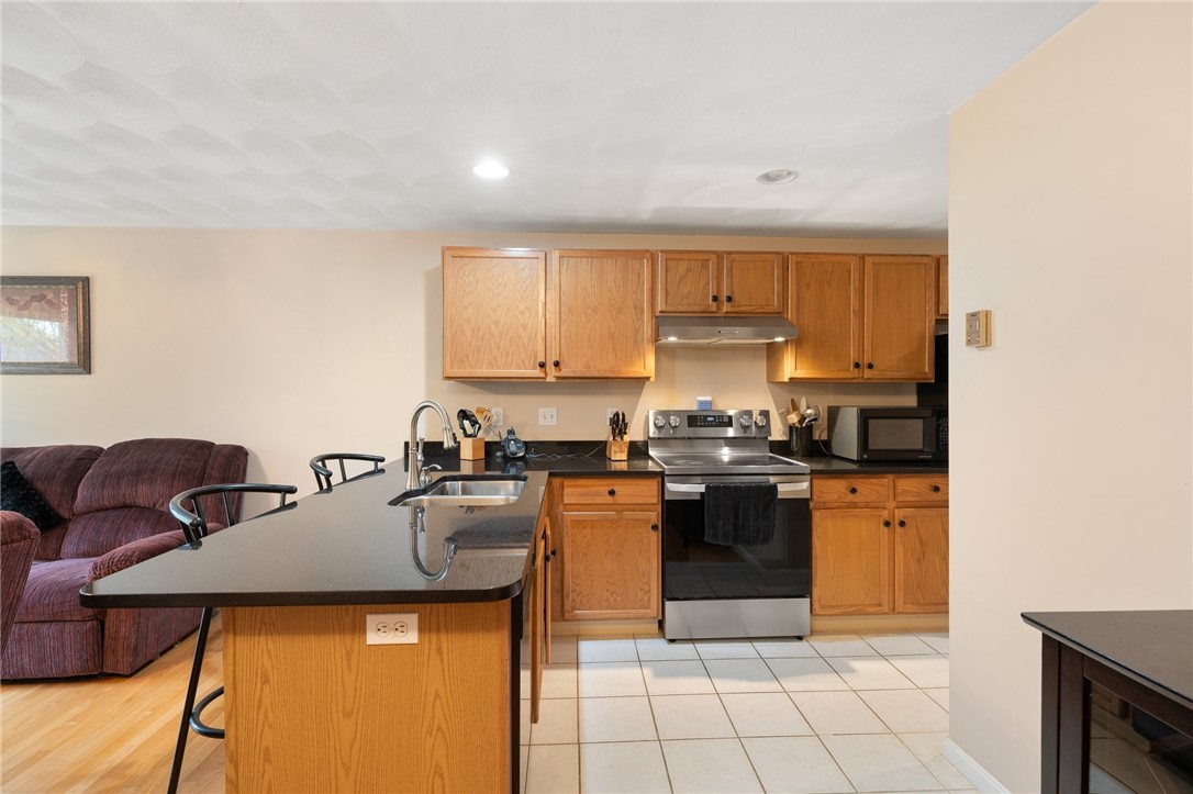 572 Smithfield Road, Unit 7 North Providence, RI 02904 - Photo 7 of 31
