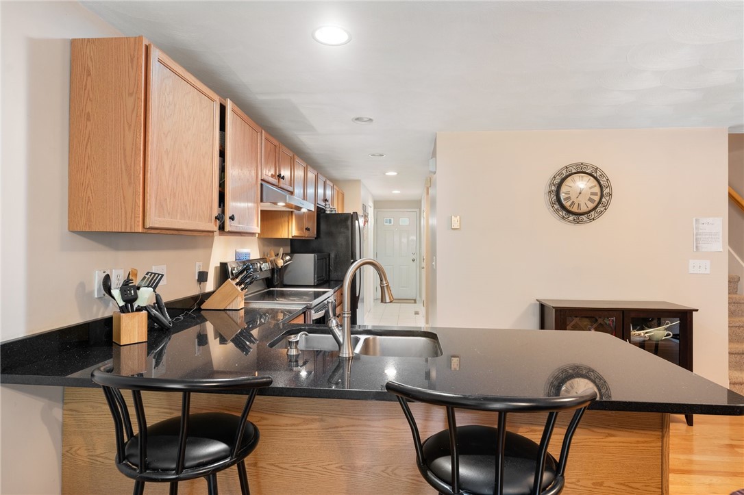 572 Smithfield Road, Unit 7 North Providence, RI 02904 - Photo 8 of 31