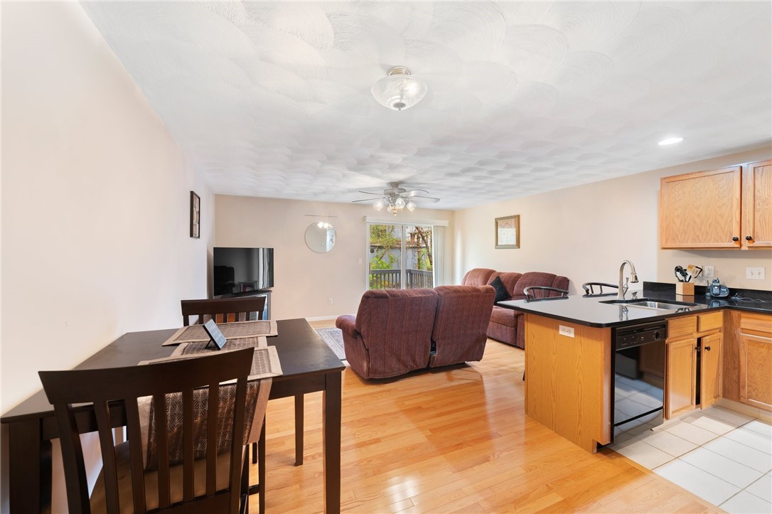 572 Smithfield Road, Unit 7 North Providence, RI 02904 - Photo 10 of 31