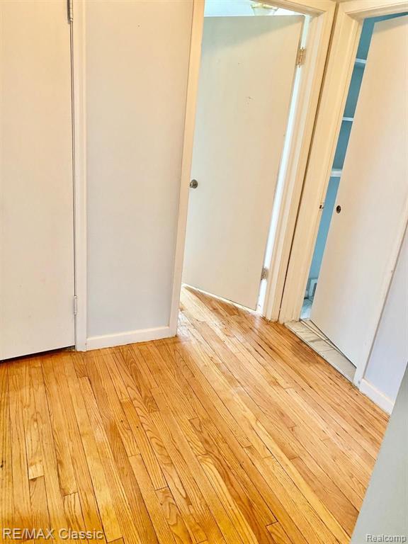 21313 Inkster Road Farmington Hills, MI 48336 - Photo 5 of 19