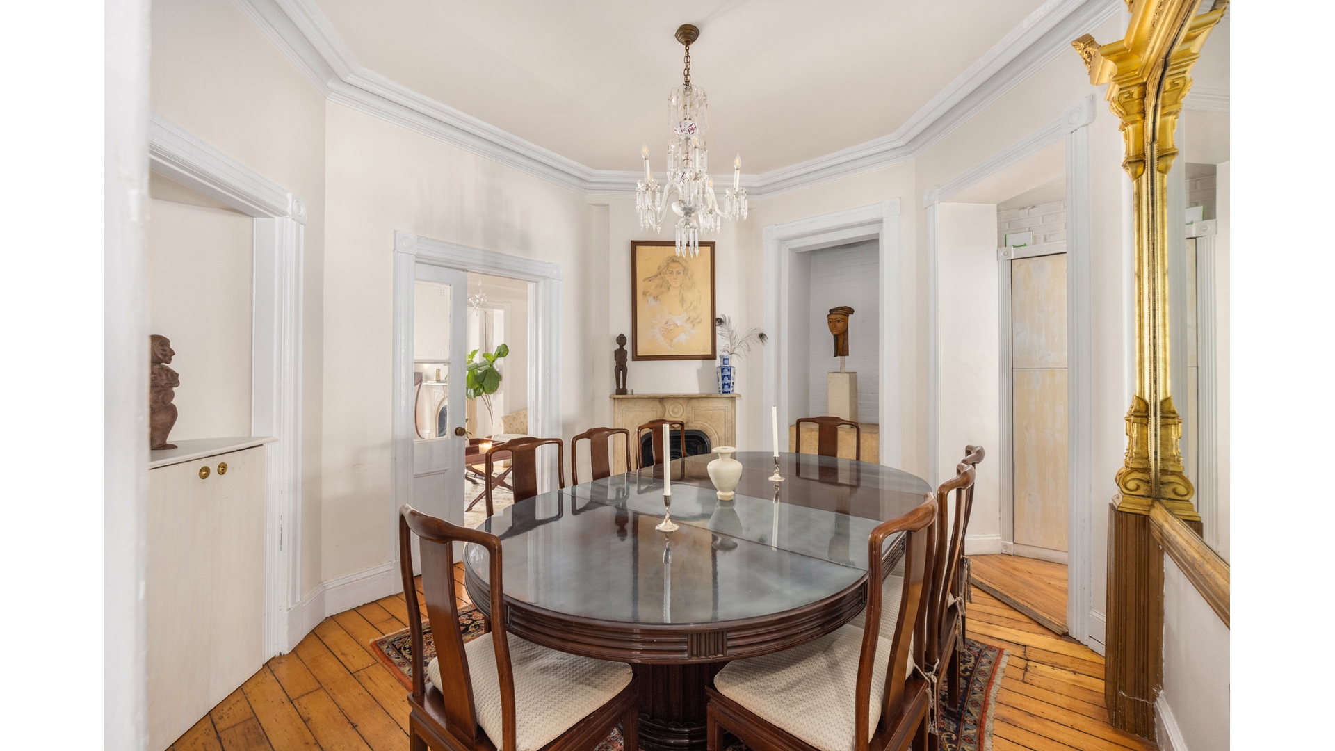 412 East 89th Street Manhattan, NY 10128 - Photo 8 of 25 a view of a dining room with furniture and window