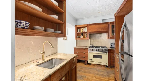 $5,000,000 | 412 East 89th Street | Upper East Side