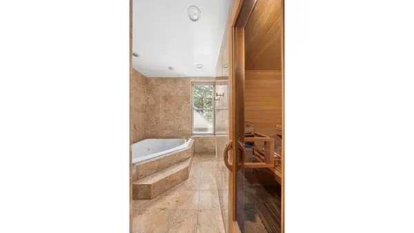 $5,000,000 | 412 East 89th Street | Upper East Side