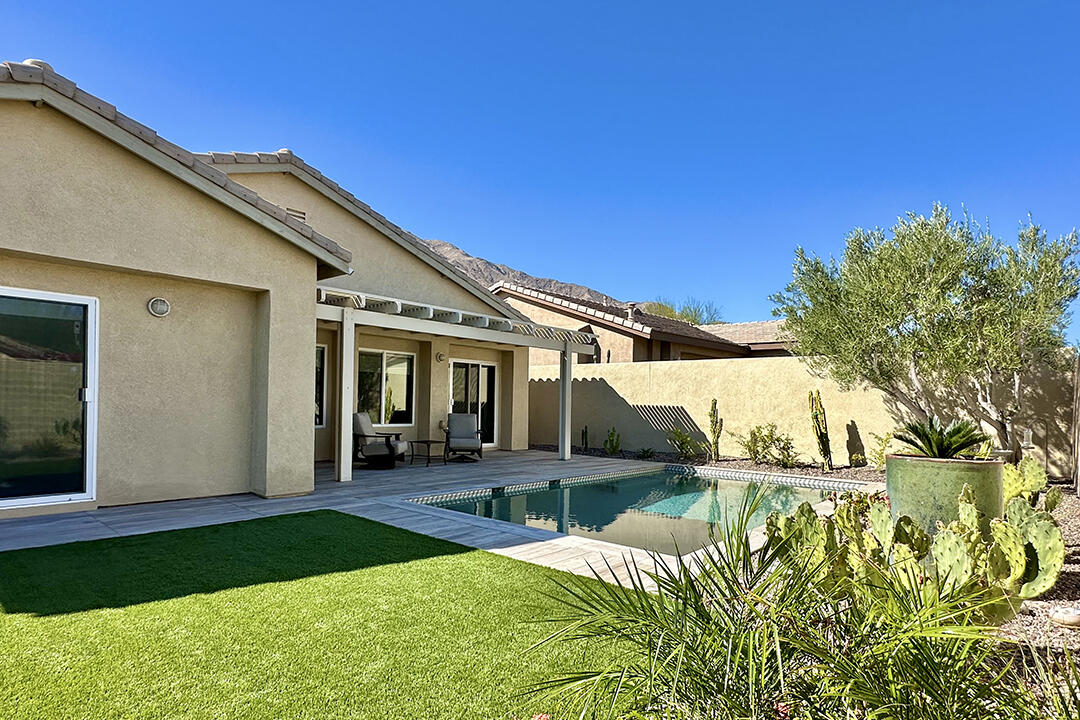 1280 Oro Ridge Palm Springs, CA 92262 - Photo 20 of 46 a view of a house with backyard