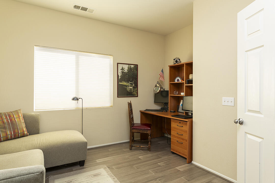 1280 Oro Ridge Palm Springs, CA 92262 - Photo 33 of 46 a view of a livingroom with workspace and a couch