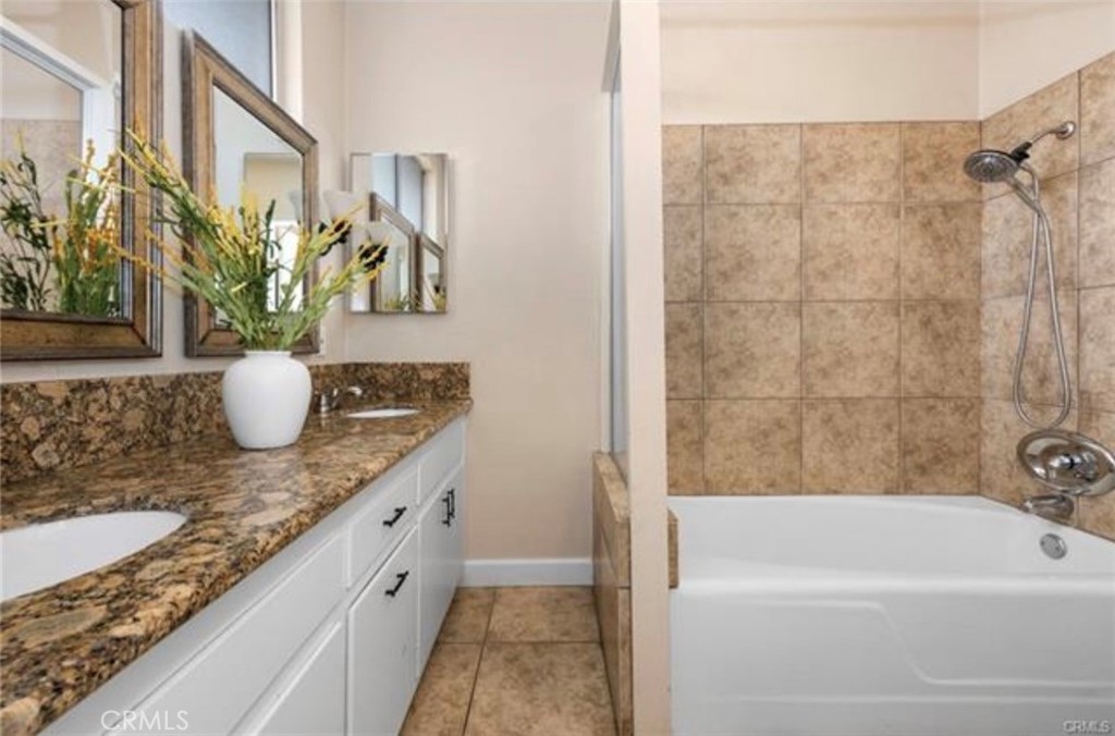 13429 Rancherias Road Apple Valley, CA 92308 - Photo 17 of 27