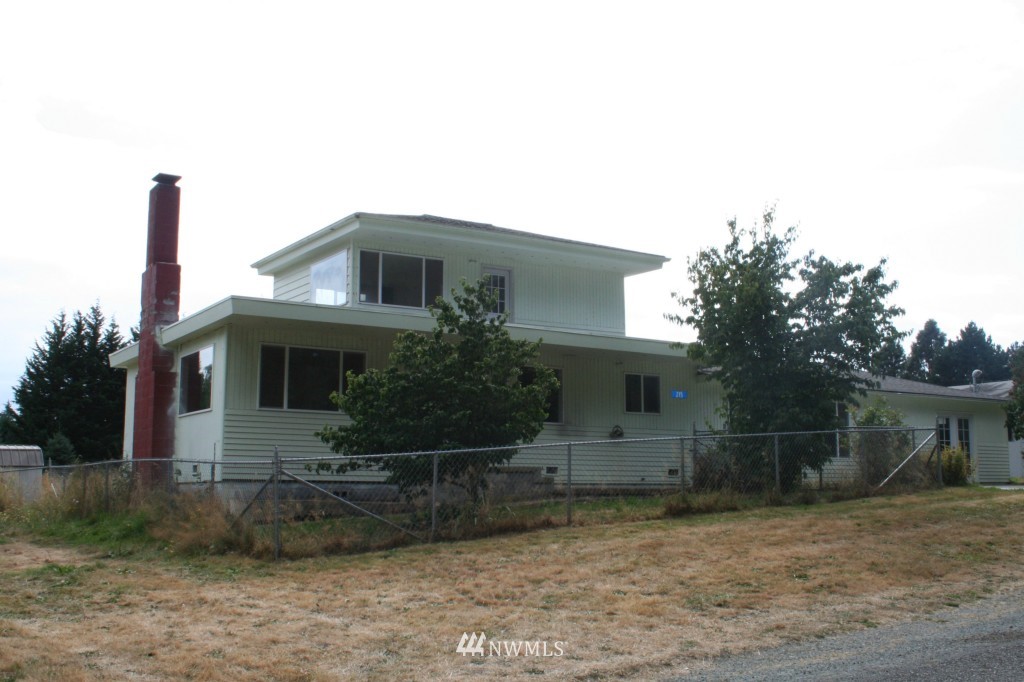 215 Haddon Road Anacortes, WA 98221 - Photo 1 of 1 Gallery Image 1