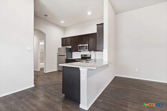 $1,590 | 636 Heathers Way, Seguin, TX 78155