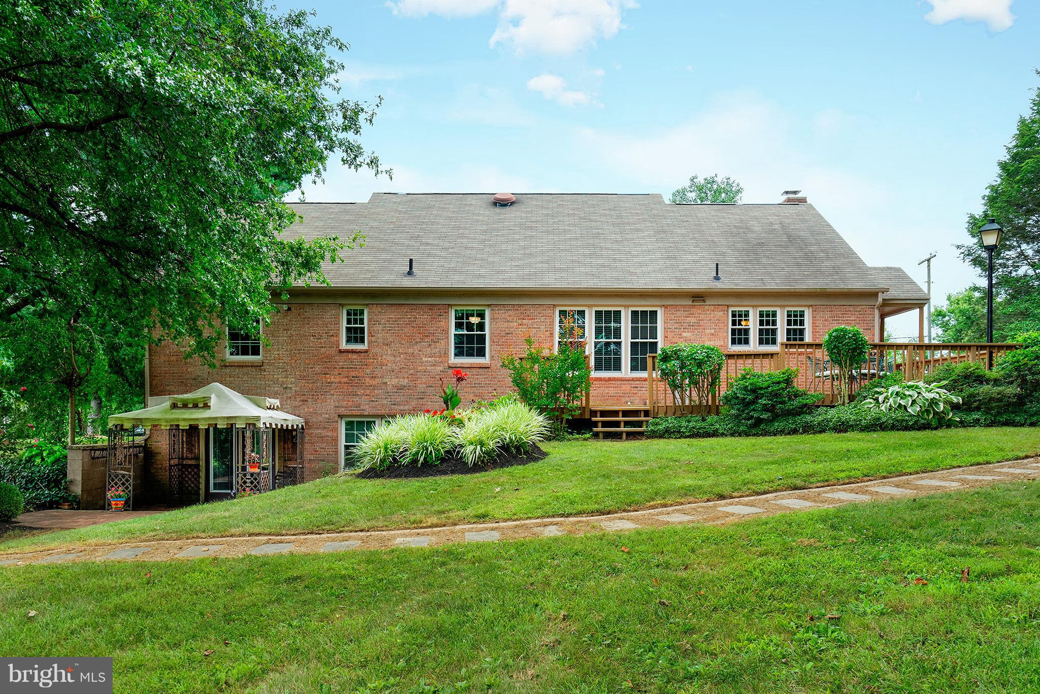 17351 Hamilton Station Road Hamilton, VA 20158 - Photo 27 of 29 Exterior (General)