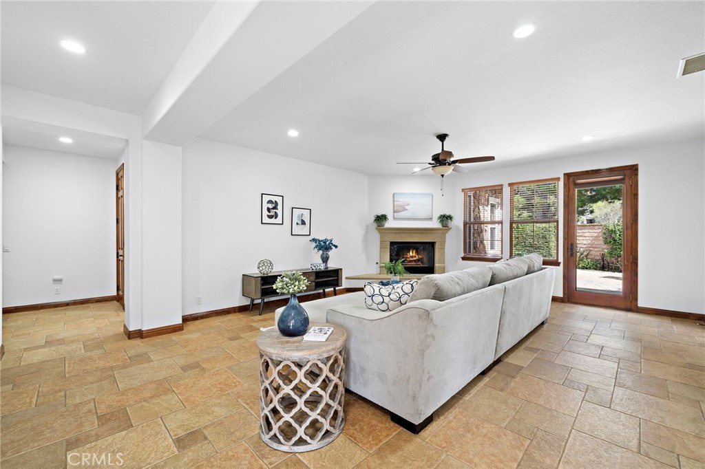 28 Drackert Lane Ladera Ranch, CA 92694 - Photo 11 of 68