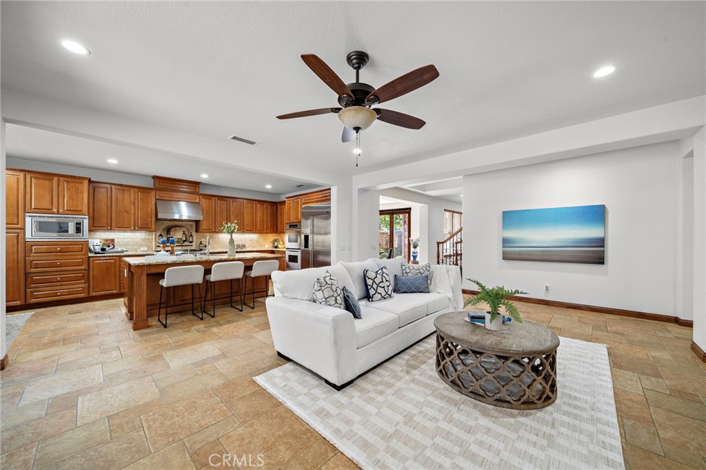 28 Drackert Lane Ladera Ranch, CA 92694 - Photo 13 of 67