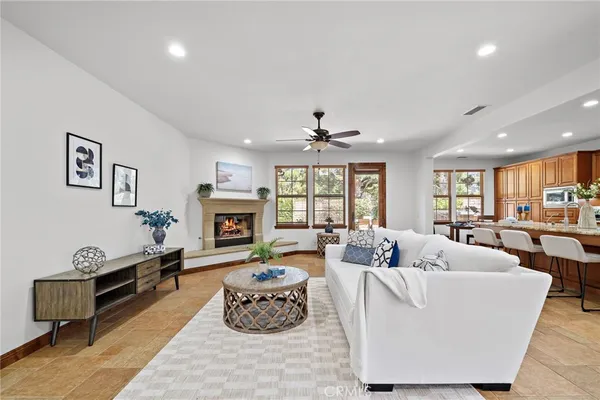 $2,149,900 | 28 Drackert Lane, Ladera Ranch, CA 92694