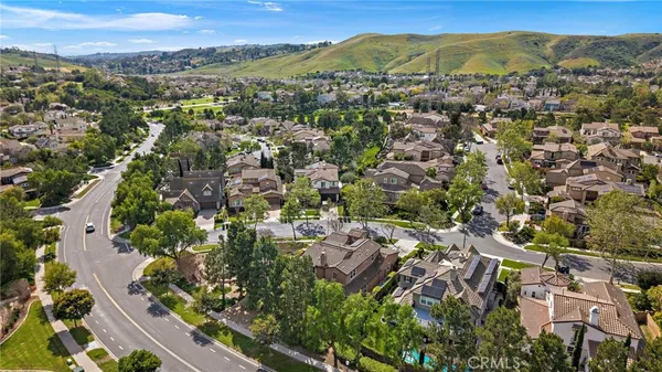 $2,398,000 | 28 Drackert Lane, Ladera Ranch, CA 92694