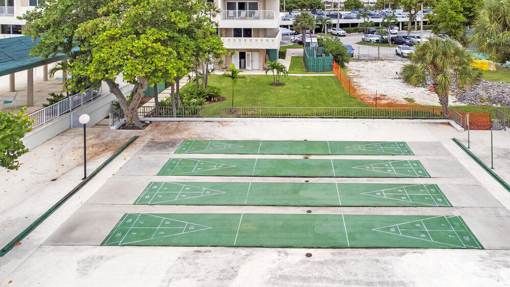 500 Bayview Drive, Unit 1521 Sunny Isles Beach, FL 33160 - Photo 27 of 31 a view of backyard with outdoor space