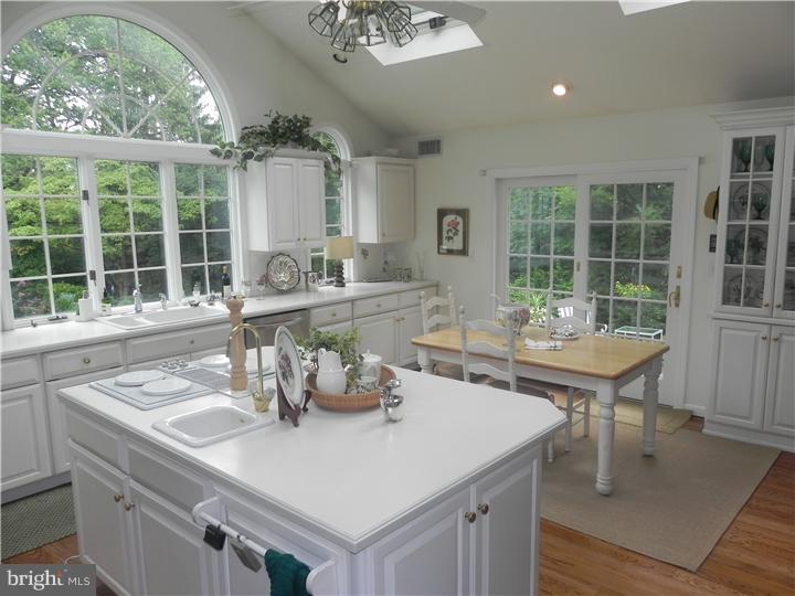 1212 Evergreen Road Yardley, PA 19067 - Photo 8 of 19 Kitchen