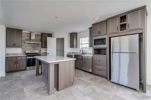 $369,900 | 18595 Cr-161, Watertown, NY 13601