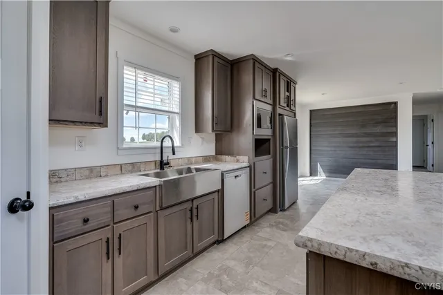 $369,900 | 18595 Cr-161, Watertown, NY 13601