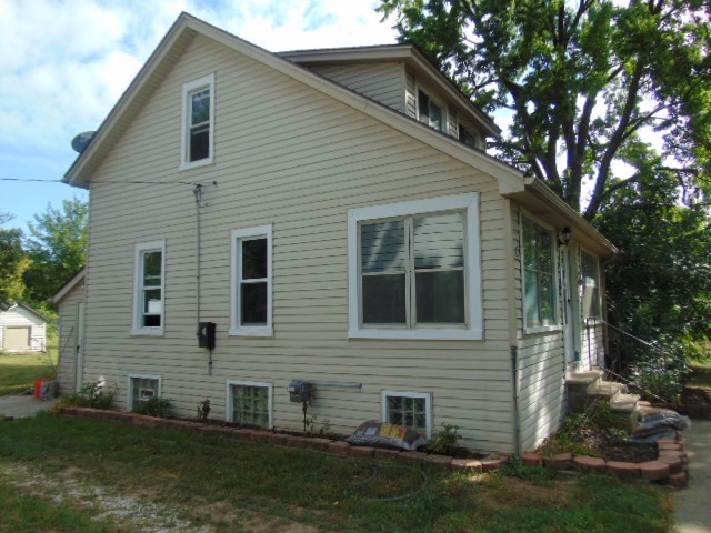 22151 15 Mile Road Clinton Township, MI 48035 - Photo 5 of 37