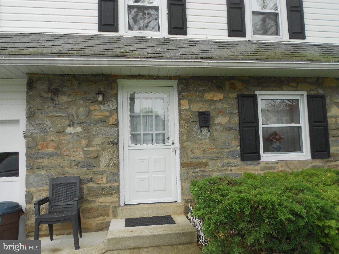 404 Holmes Road Morton, PA 19070 - Photo 3 of 20 Gallery Image 3