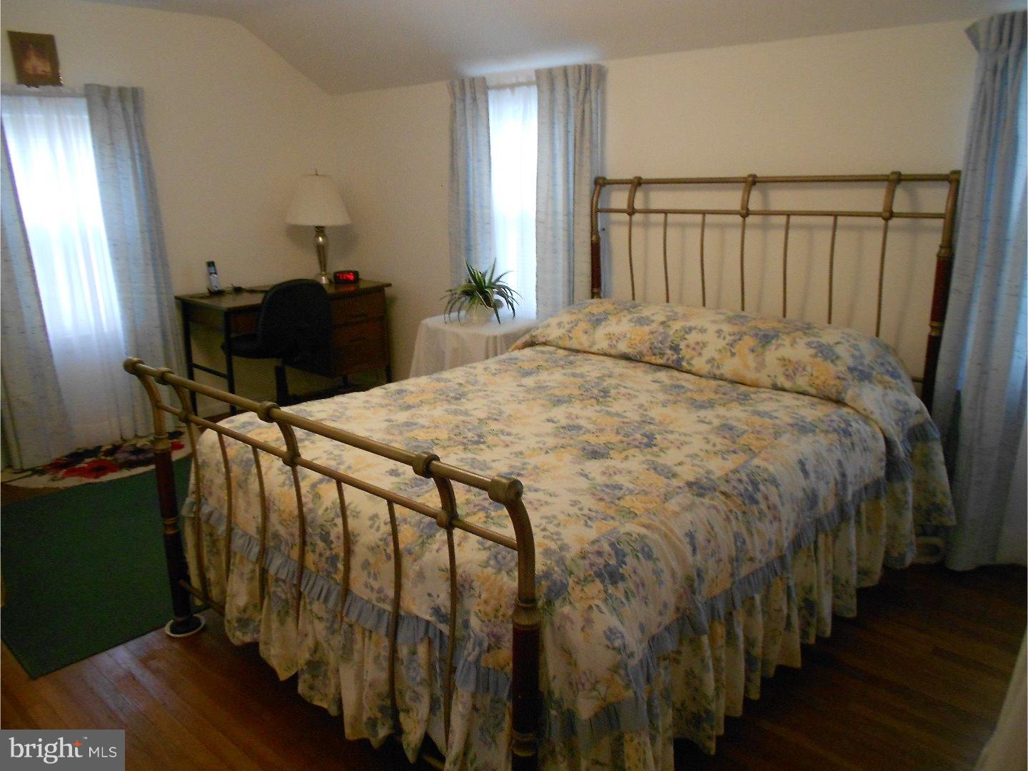 404 Holmes Road Morton, PA 19070 - Photo 8 of 20 Gallery Image 8