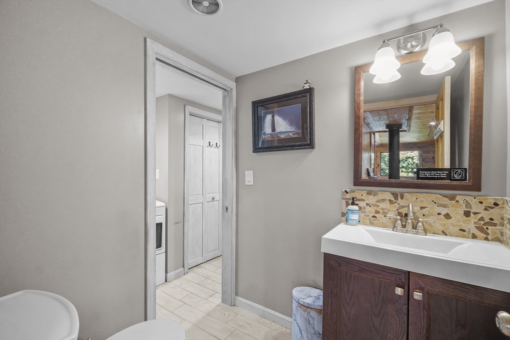 12 Juniper Road Lakeville, MA 02347 - Photo 16 of 42
