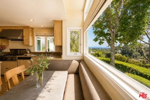 $3,195,000 | 1030 North Kenter Avenue, Los Angeles, CA 90049