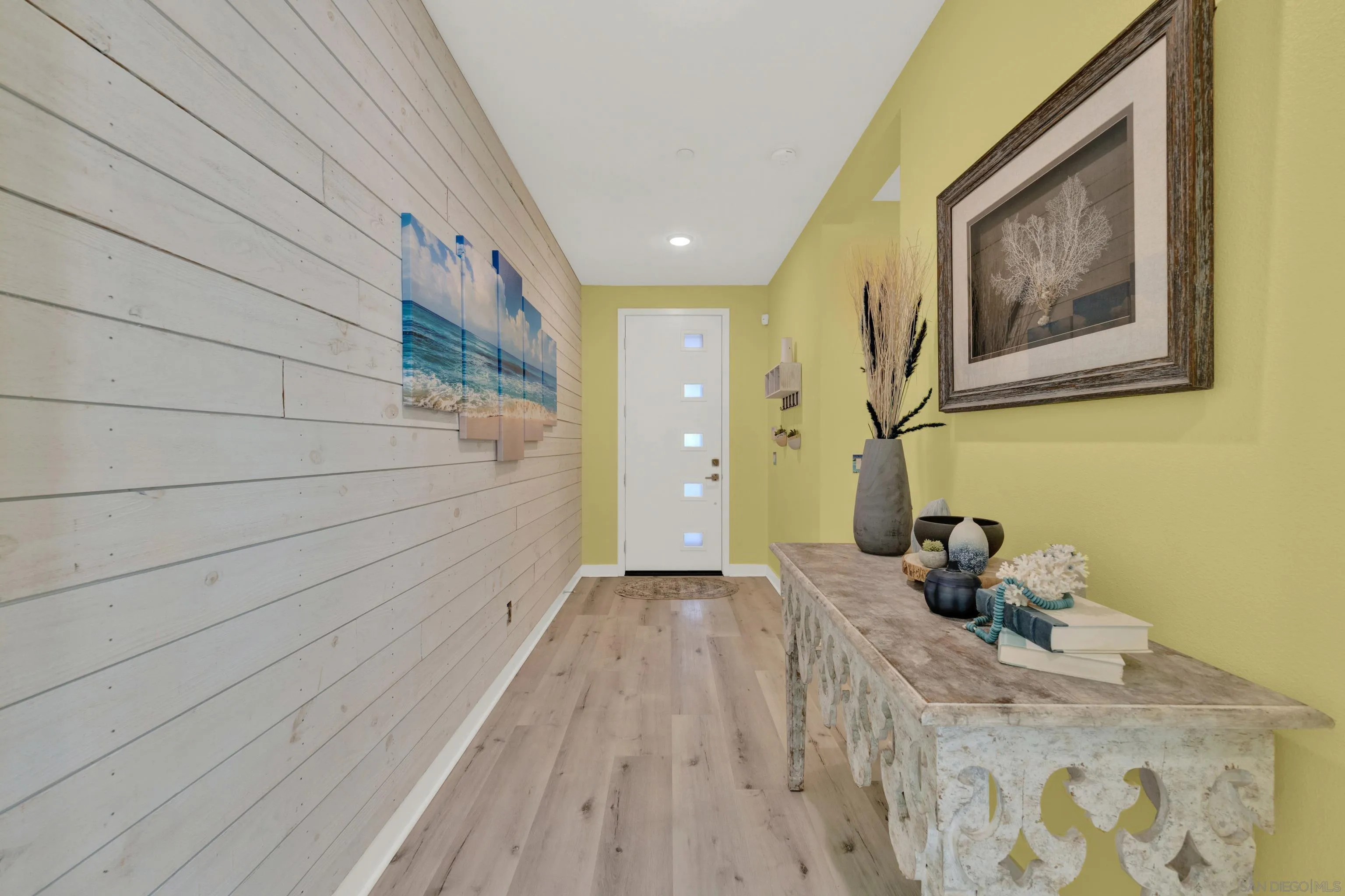 9108 West Bluff Place Santee, CA 92071 - Photo 13 of 72