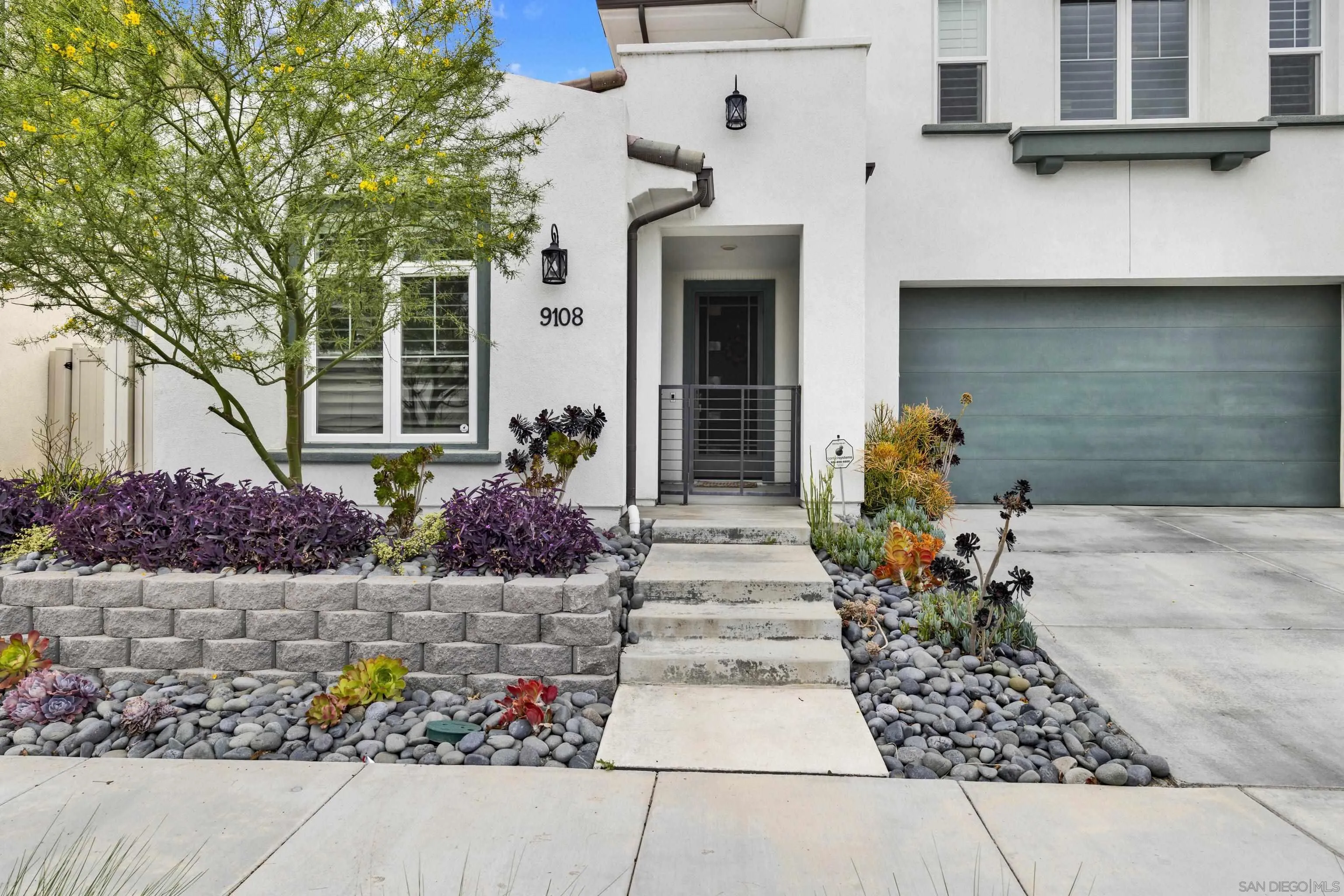 9108 West Bluff Place Santee, CA 92071 - Photo 6 of 72