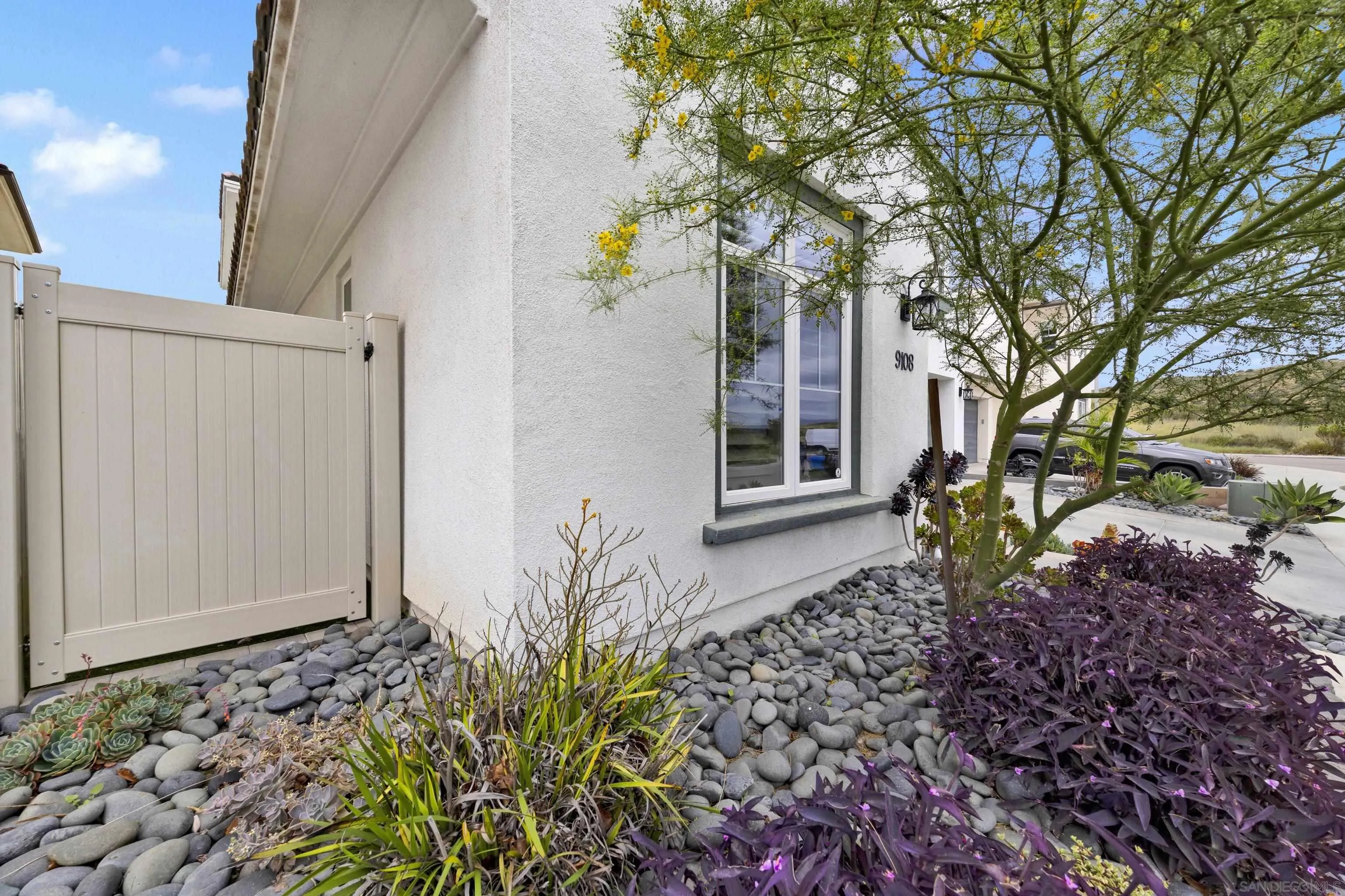 9108 West Bluff Place Santee, CA 92071 - Photo 8 of 72