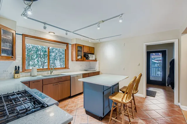 $464,900 | 10646 South St Louis Avenue, Chicago, IL 60655