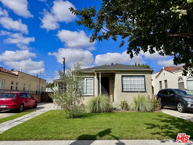 $2,850 | 4229 Sutro Avenue, Los Angeles, CA 90008