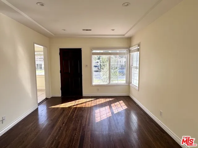 $2,850 | 4229 Sutro Avenue, Los Angeles, CA 90008