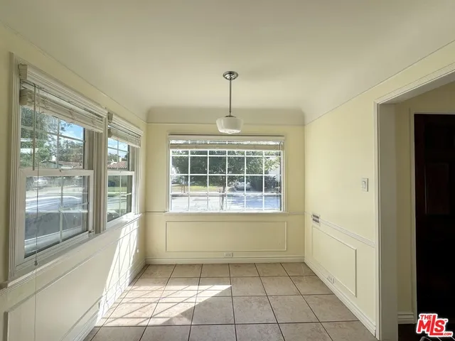 $2,850 | 4229 Sutro Avenue, Los Angeles, CA 90008