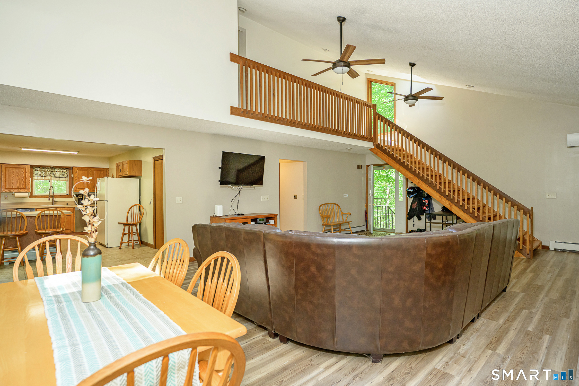 81 White Plains Road Norwich, CT 06360 - Photo 9 of 29