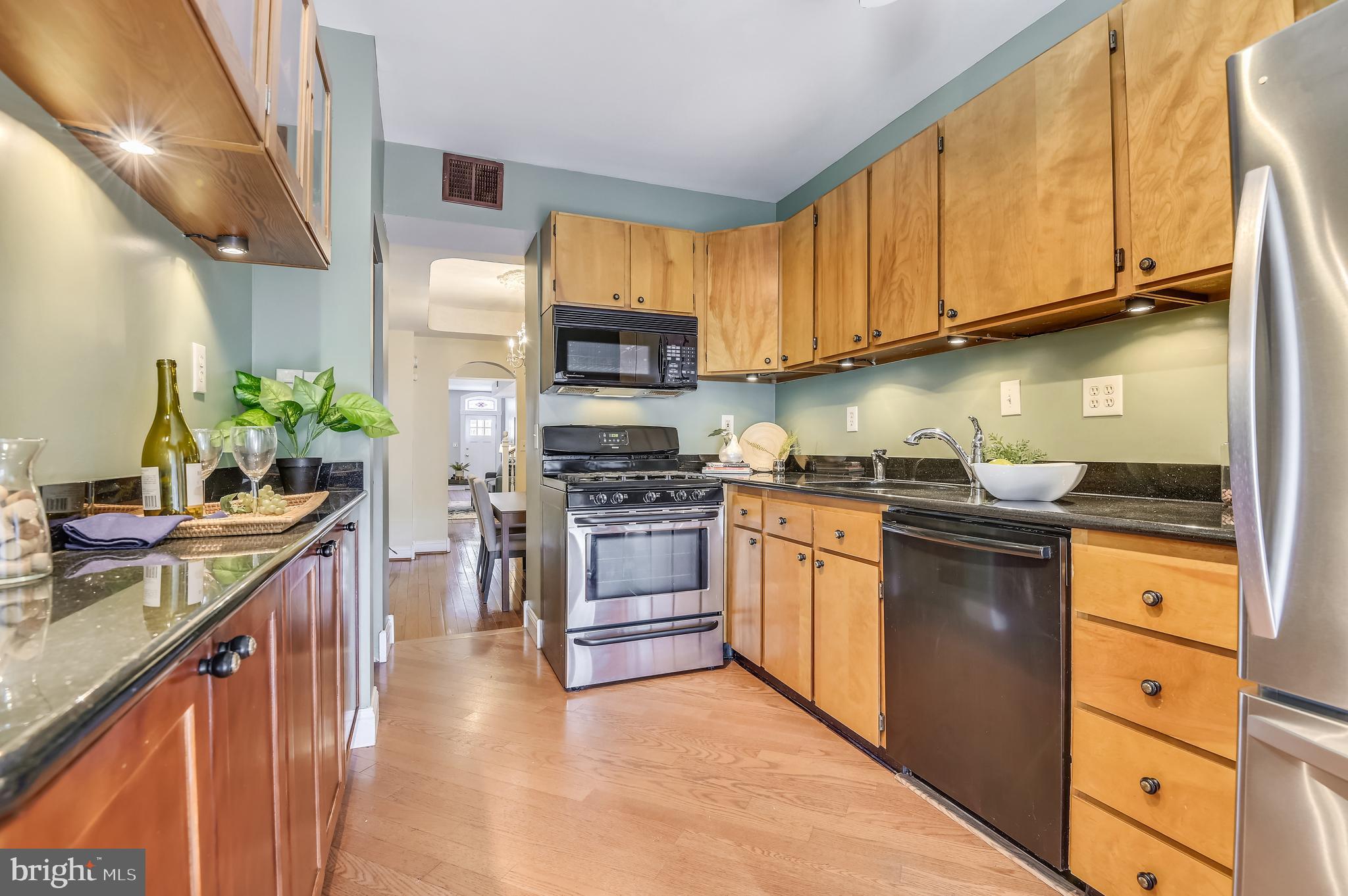 1284 Riverside Avenue Baltimore, MD 21230 - Photo 19 of 73