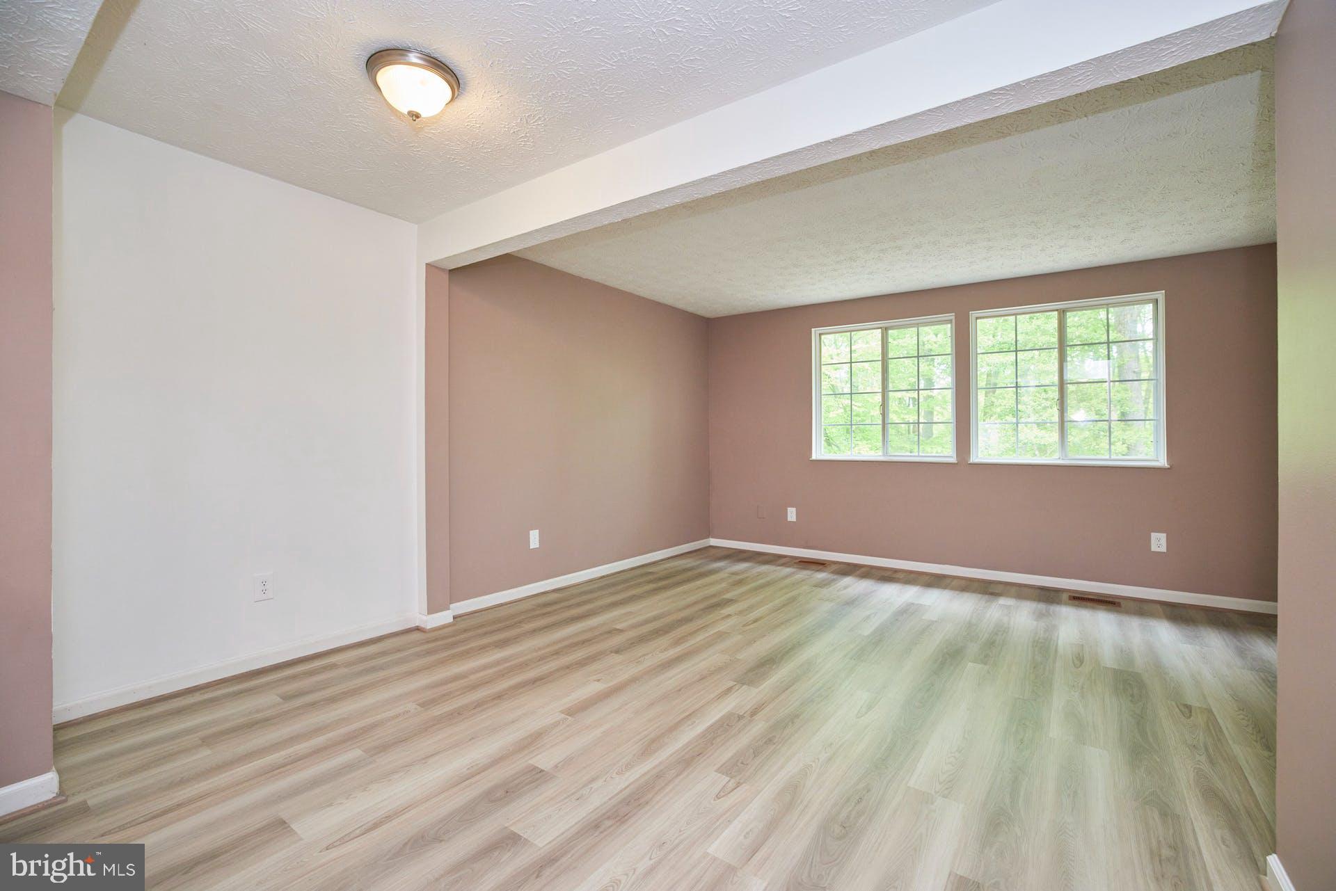 8046 Grandview Court Springfield, VA 22153 - Photo 11 of 31 Dining Room