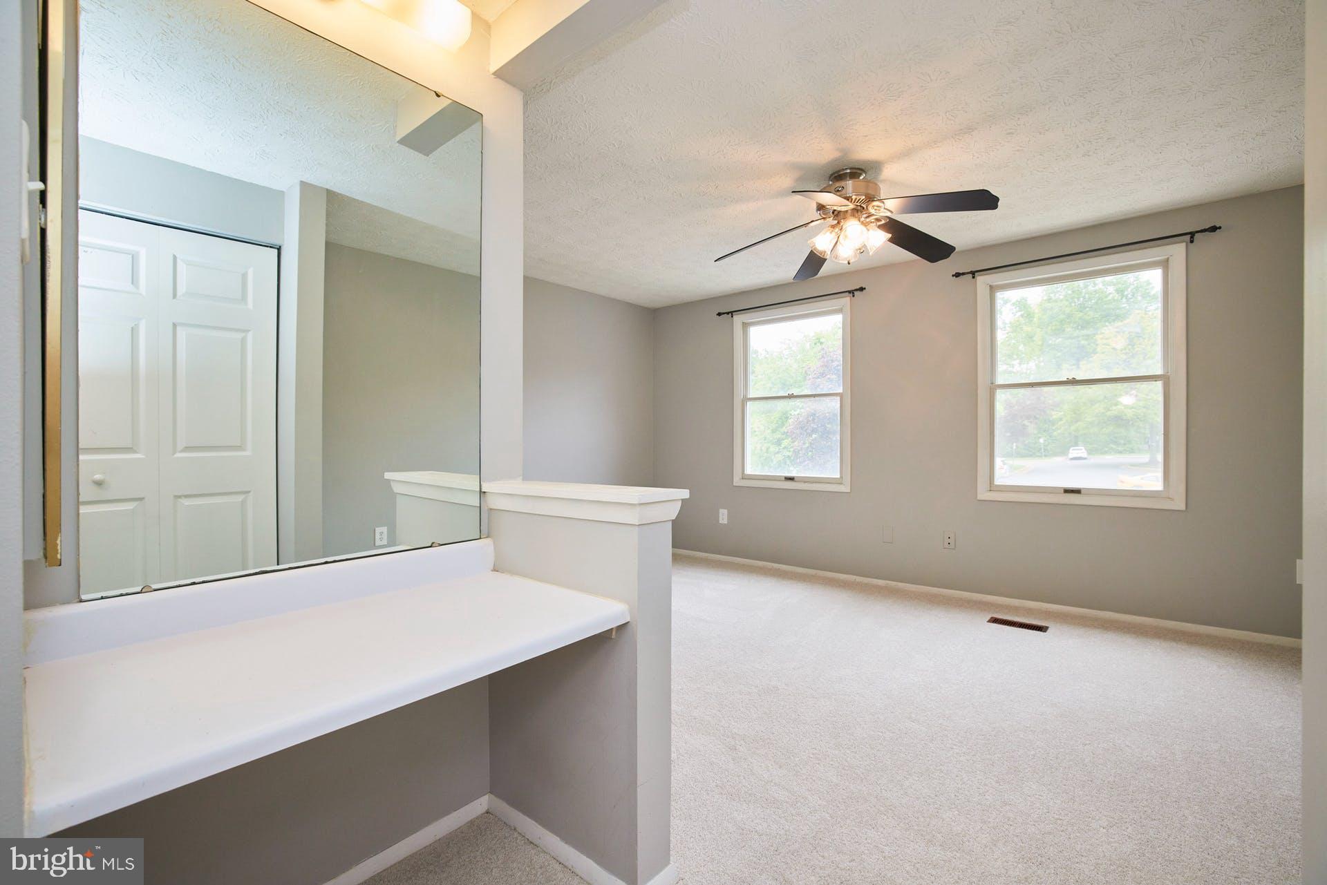 8046 Grandview Court Springfield, VA 22153 - Photo 19 of 31 Dressing Area