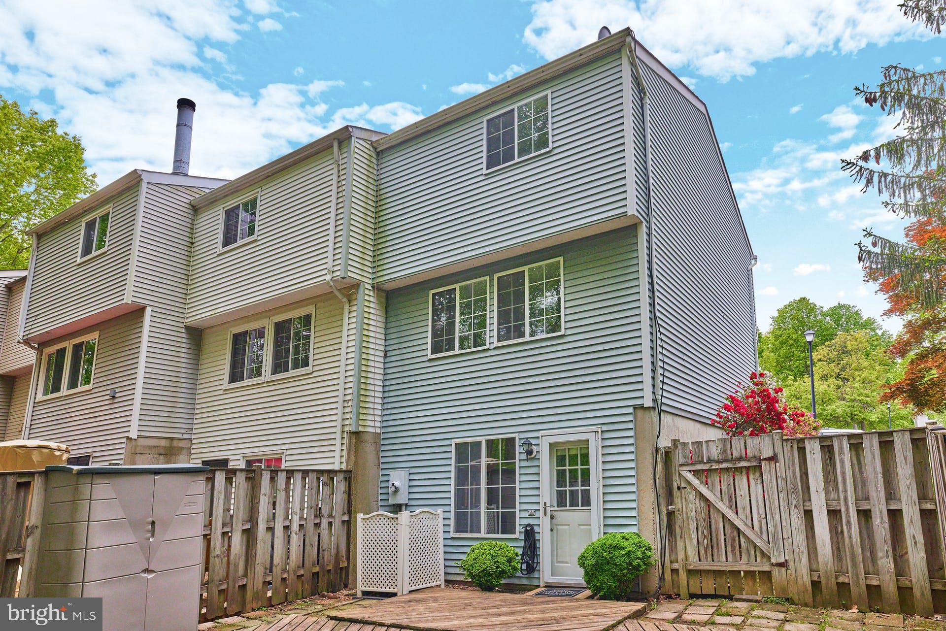 8046 Grandview Court Springfield, VA 22153 - Photo 28 of 31 Gallery Image 28